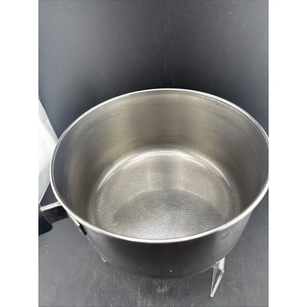REVERE WARE 2QT. Sauce Pan Copper Bottom With Lid Vintage Clinton, IL 1801